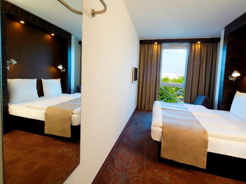 B&B Hotel Duesseldorf-Ratingen Exteriör bild